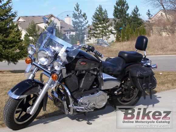 2000 Victory V92C photo
